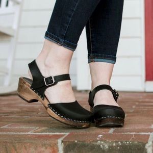 Lotta From Stockholm low black Swedish clogs